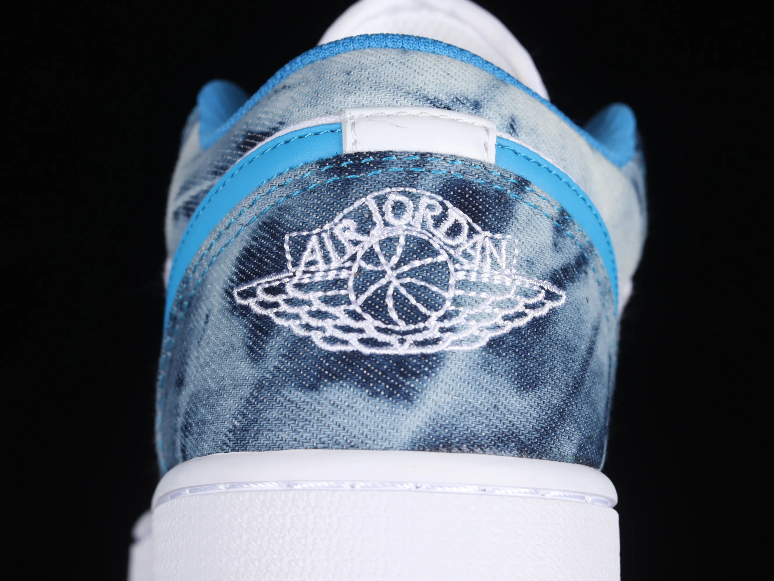 All categories Air Jordan Jordan series basketball shoes Air Jordan 1 Low Z version Air Jordan 1 Low "Washed Denim" AJ1 Joe 1 navy washed denim low-top casual sneakers DM8947-100